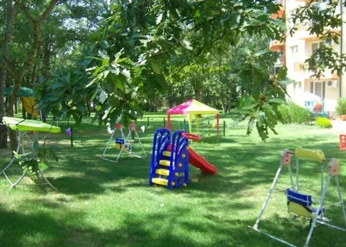 日升酒店 酒店 4*