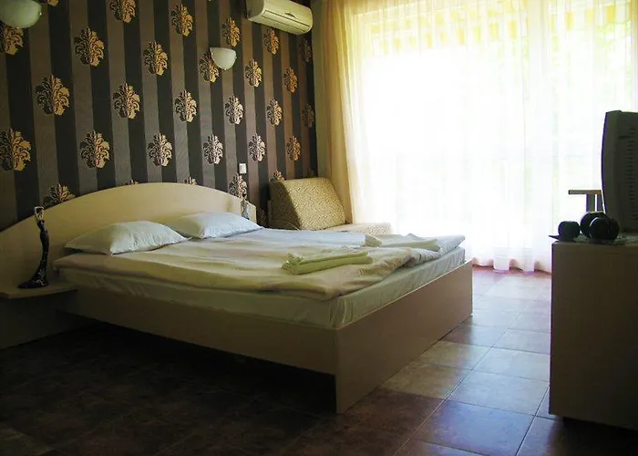 Sunrise Hotel